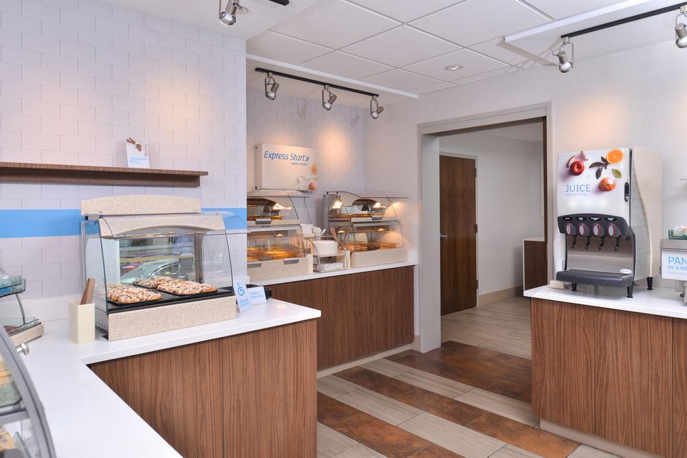 Holiday Inn Express & Suites Buffalo Downtown By Ihg Extérieur photo