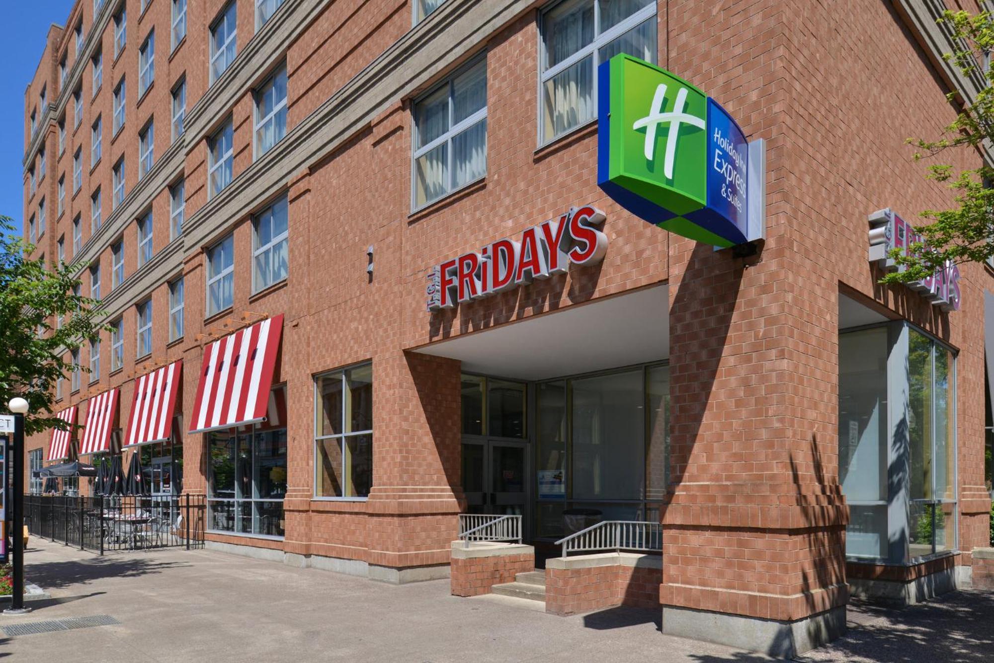 Holiday Inn Express & Suites Buffalo Downtown By Ihg Extérieur photo